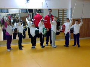 schermitori in palestra